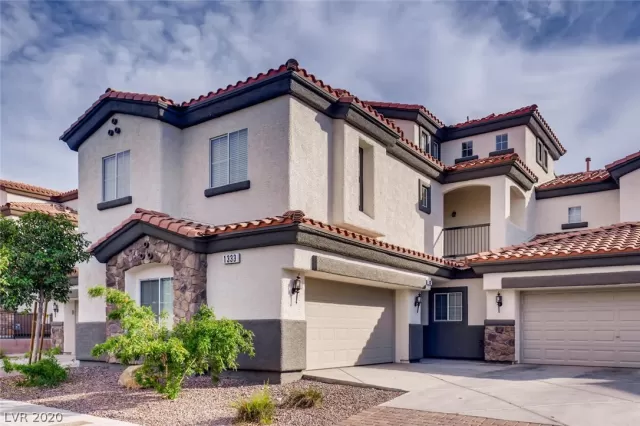 MLS: 2193025 Condo For Sale