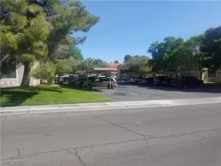 Photo #3: 2193089 Listing