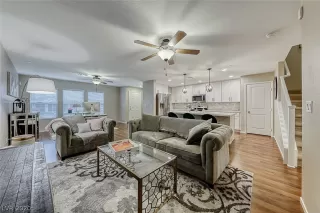 Photo #1: 2193117 Listing