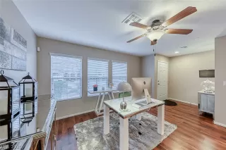 Photo #5: 2193117 Listing