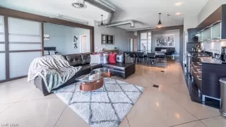 Photo #4: 2193136 Listing