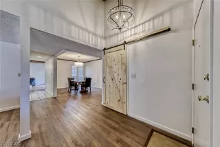 Photo #4: 2193152 Listing 