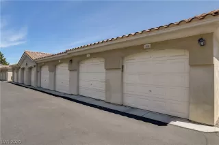 Photo #4: 2193183 Listing 