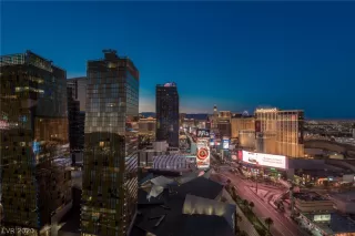 Photo #2: 2193196 Listing