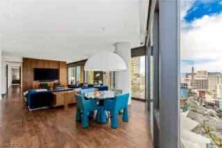 Photo #6: 2193196 Listing