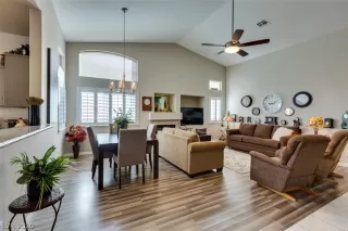 Photo #6: 2193261 Listing 