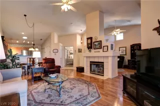 Photo #2: 2193287 Listing 