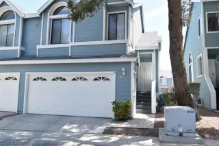 Photo #1: 2193318 Listing 