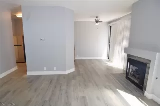 Photo #3: 2193318 Listing 