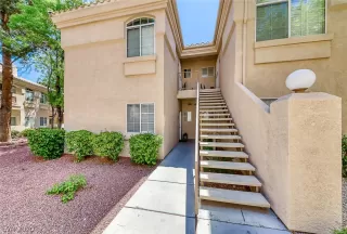 Photo #2: 2193413 Listing 