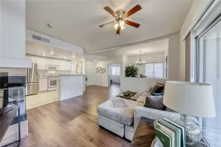 Photo #4: 2193413 Listing 