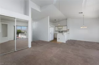 Photo #5: 2193434 Listing 