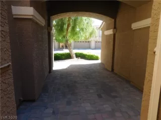 Photo #4: 2193451 Listing 