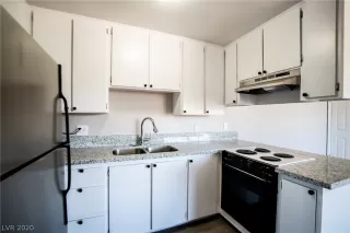 Photo #6: 2193470 Listing