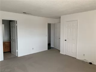 Photo #6: 2193494 Listing 