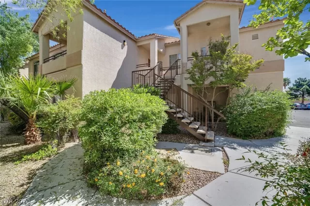 MLS: 2193508 Condo For Sale