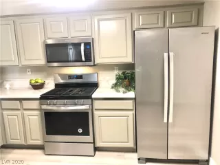 Photo #4: 2193593 Listing 