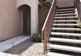 Photo #2: 2193635 Listing