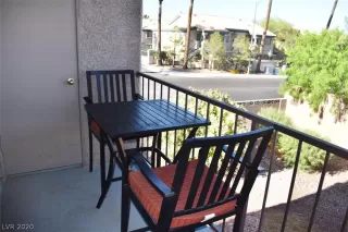 Photo #4: 2193639 Listing 