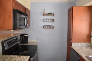 Photo #6: 2193639 Listing 