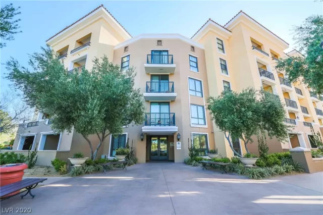 MLS: 2193683 Condo For Sale