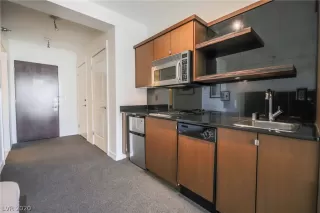 Photo #4: 2193683 Listing 