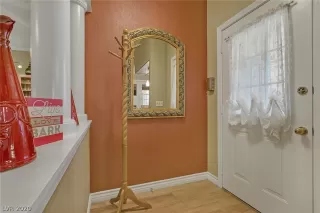 Photo #3: 2193759 Listing 