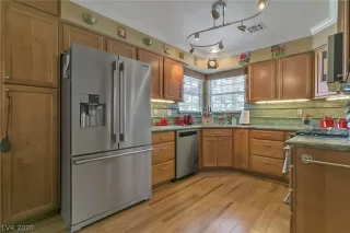 Photo #5: 2193759 Listing 