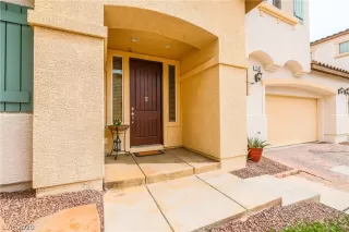 Photo #1: 2193782 Listing