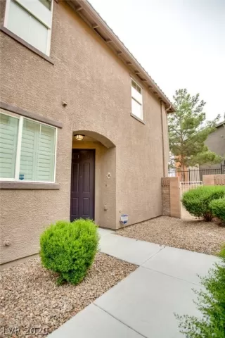 Photo #2: 2193824 Listing