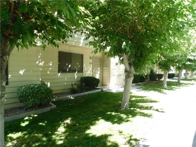 MLS: 2193878 Condo For Sale