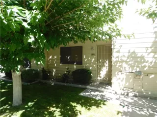 Photo #1: 2193878 Listing