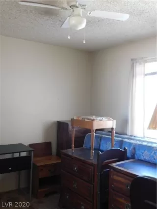 Photo #5: 2193878 Listing