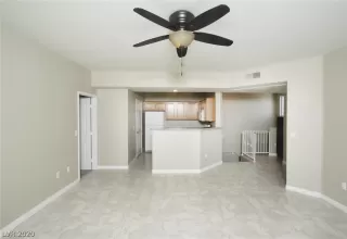 Photo #6: 2193925 Listing