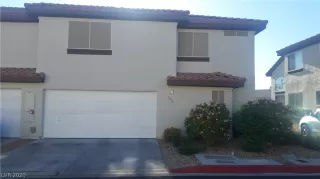 Photo #1: 2193946 Listing