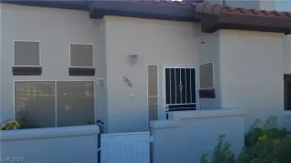 Photo #3: 2193946 Listing