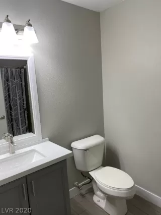 Photo #2: 2193997 Listing 