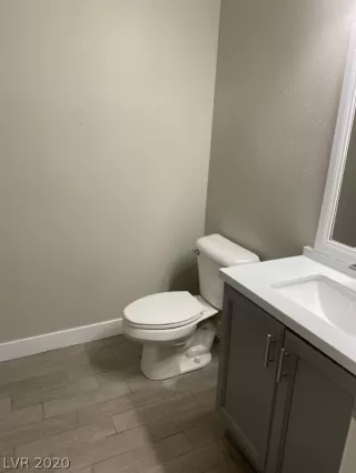 Photo #4: 2193997 Listing 