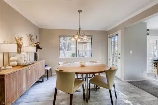 Photo #2: 2194082 Listing