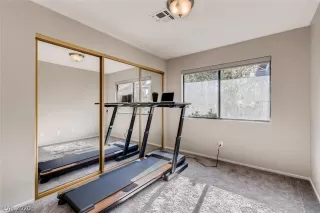 Photo #6: 2194082 Listing