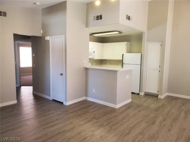 MLS: 2194149 Condo For Sale
