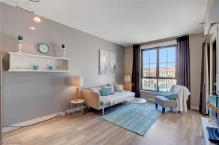 Photo #5: 2194166 Listing 