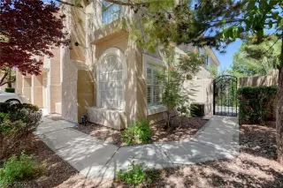 Photo #1: 2194172 Listing