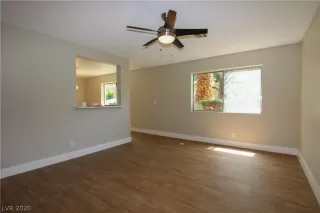 Photo #6: 2194207 Listing