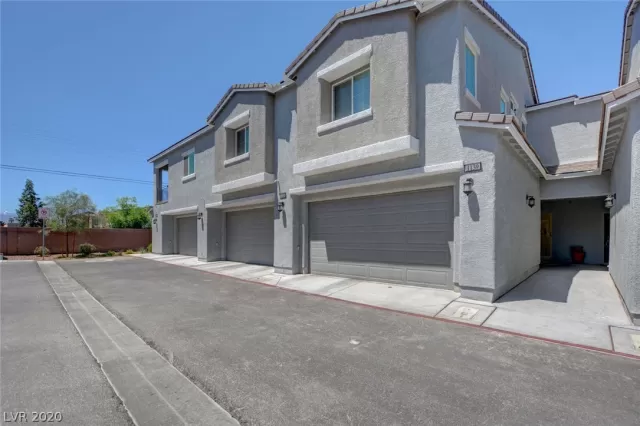 MLS: 2194257 Condo For Sale