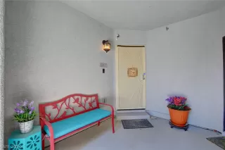 Photo #3: 2194257 Listing