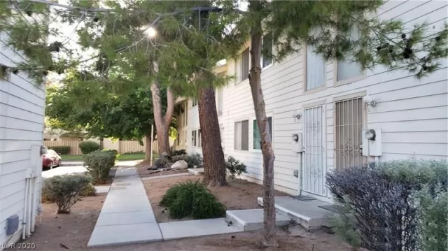 MLS: 2194265 Condo For Sale