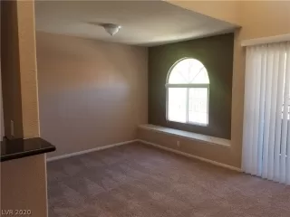 Photo #3: 2194328 Listing 