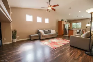 Photo #2: 2194340 Listing 