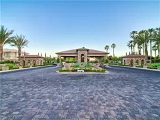 Photo #1: 2194369 Listing